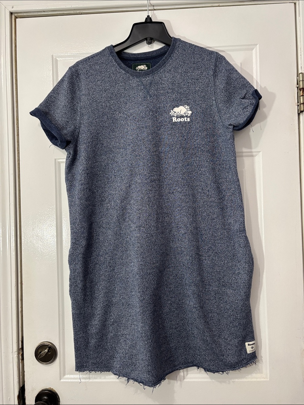 Roots brand sweatshirts dress Size Large